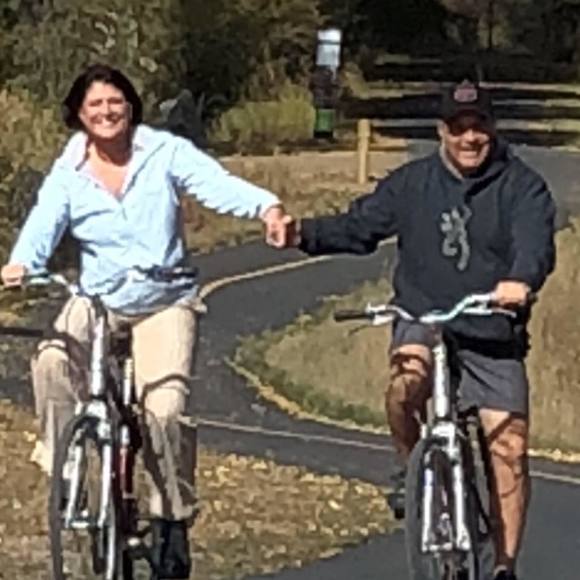 Meet your Posher, Anita - Picture 1 of 1